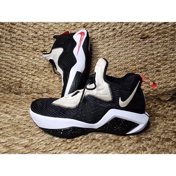 Nike LeBron Soldier 14 Basketball Shoes Men\'s 12 Black Lace Up Athletic Sneakers main image 8